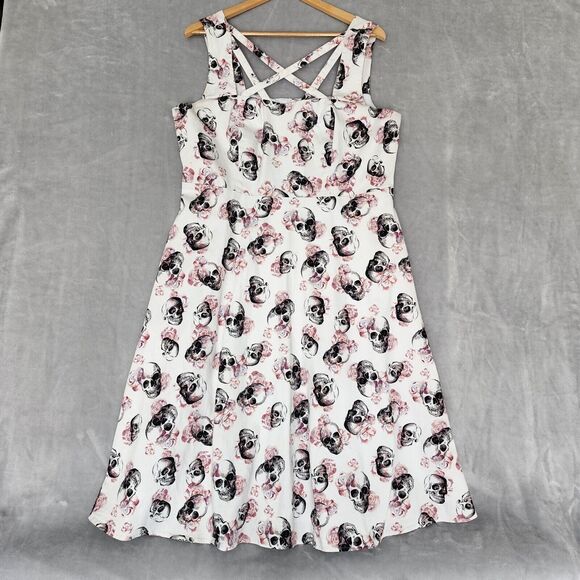 Torrid Dress Womens 14 Skull Rose Print Strappy Criss Cross Fit Flare Skater - Picture 9 of 14